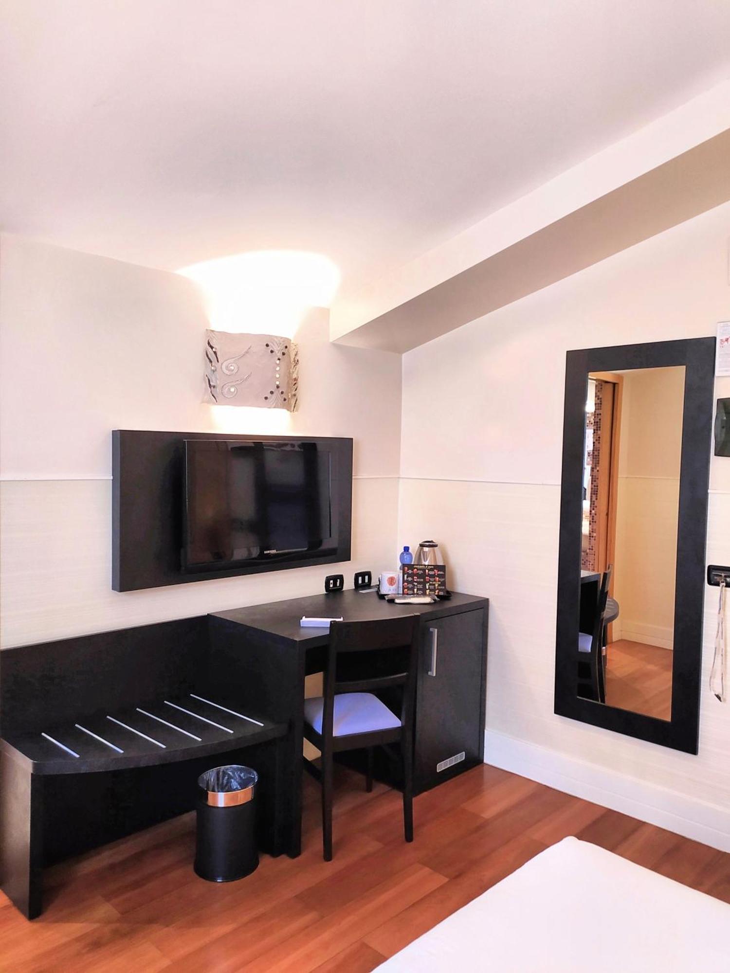 Hotel Aphrodite Roma Exterior foto